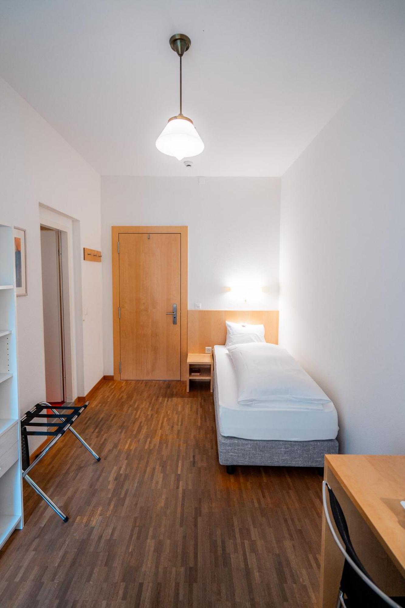 Hotel Haus Schoenstatt Contactless-Check-In Brig Exterior foto