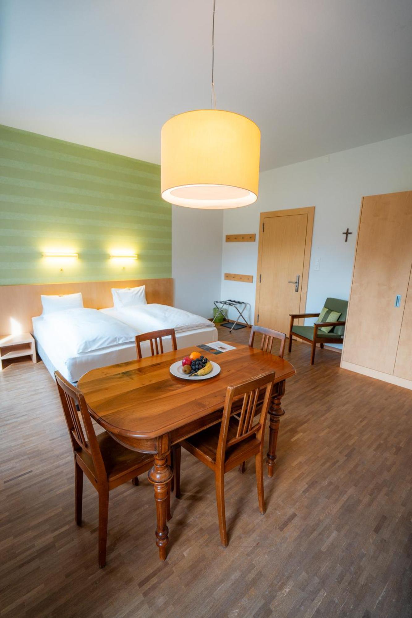Hotel Haus Schoenstatt Contactless-Check-In Brig Exterior foto
